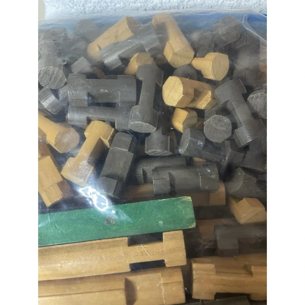 Vintage Lincoln Logs 130pcs Loose In Bag Lots Of Play Left Lots Of Fun